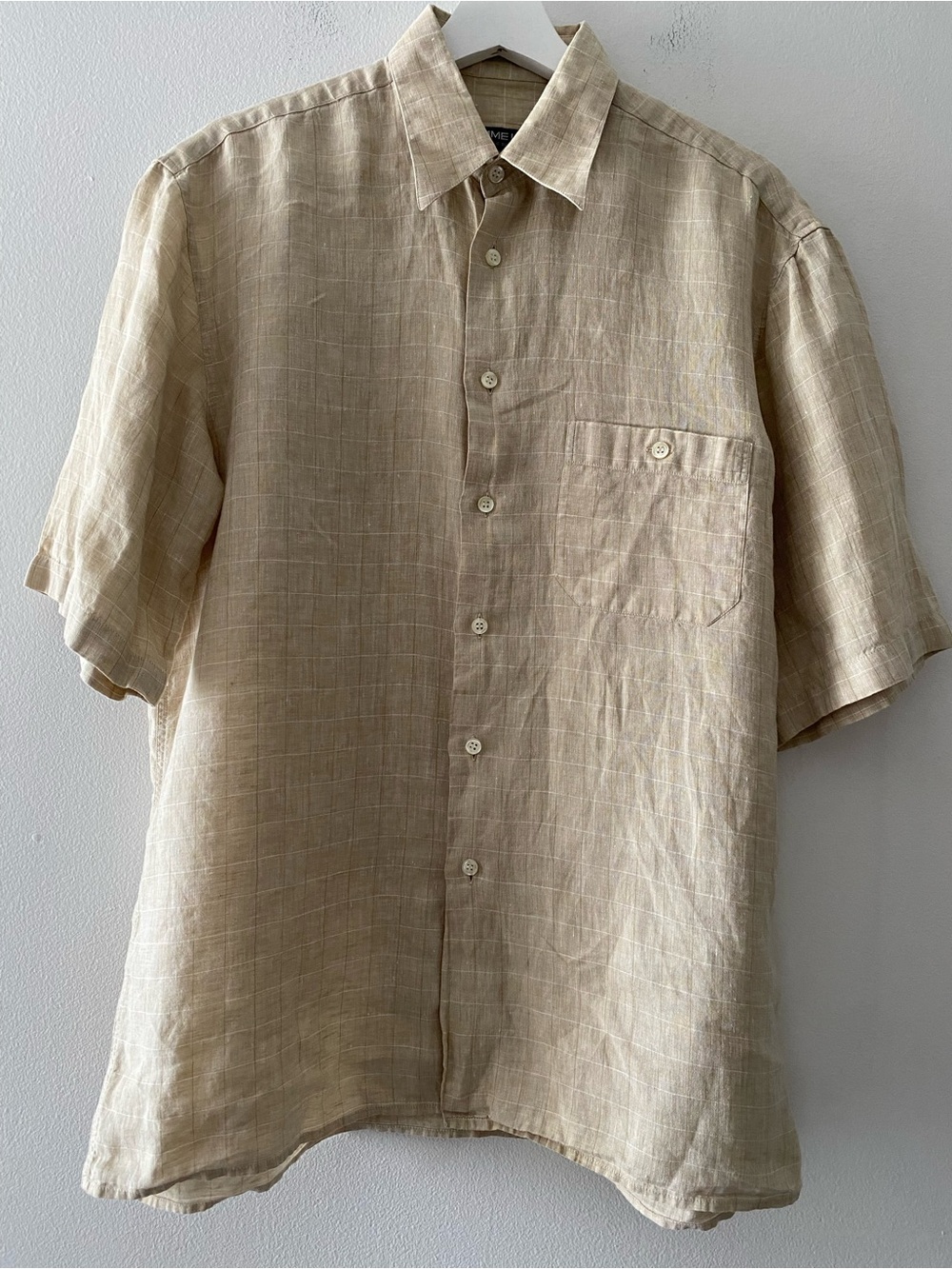 Emme Uno Men’s Short Sleeve Button-Down Linen Shirt in Beige